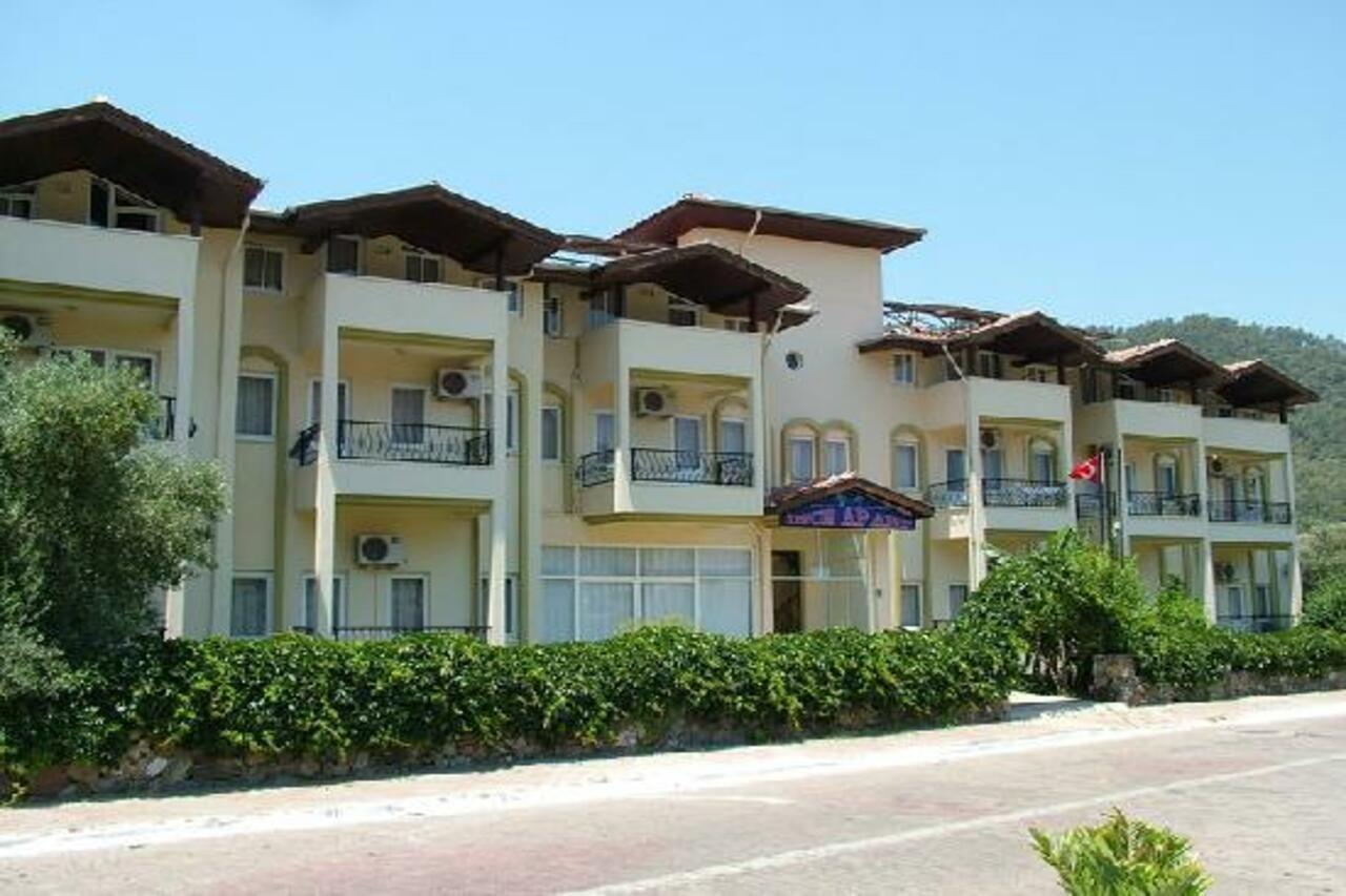 Ince Aparts İçmeler Exterior foto